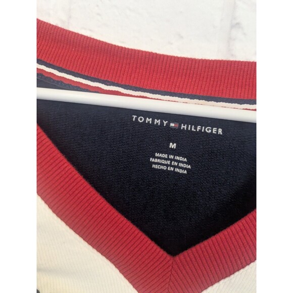 Tommy Hilfiger Crop V-Neck Sweatshirt Red White Logo Flag Trim Size Medium - Picture 3 of 5